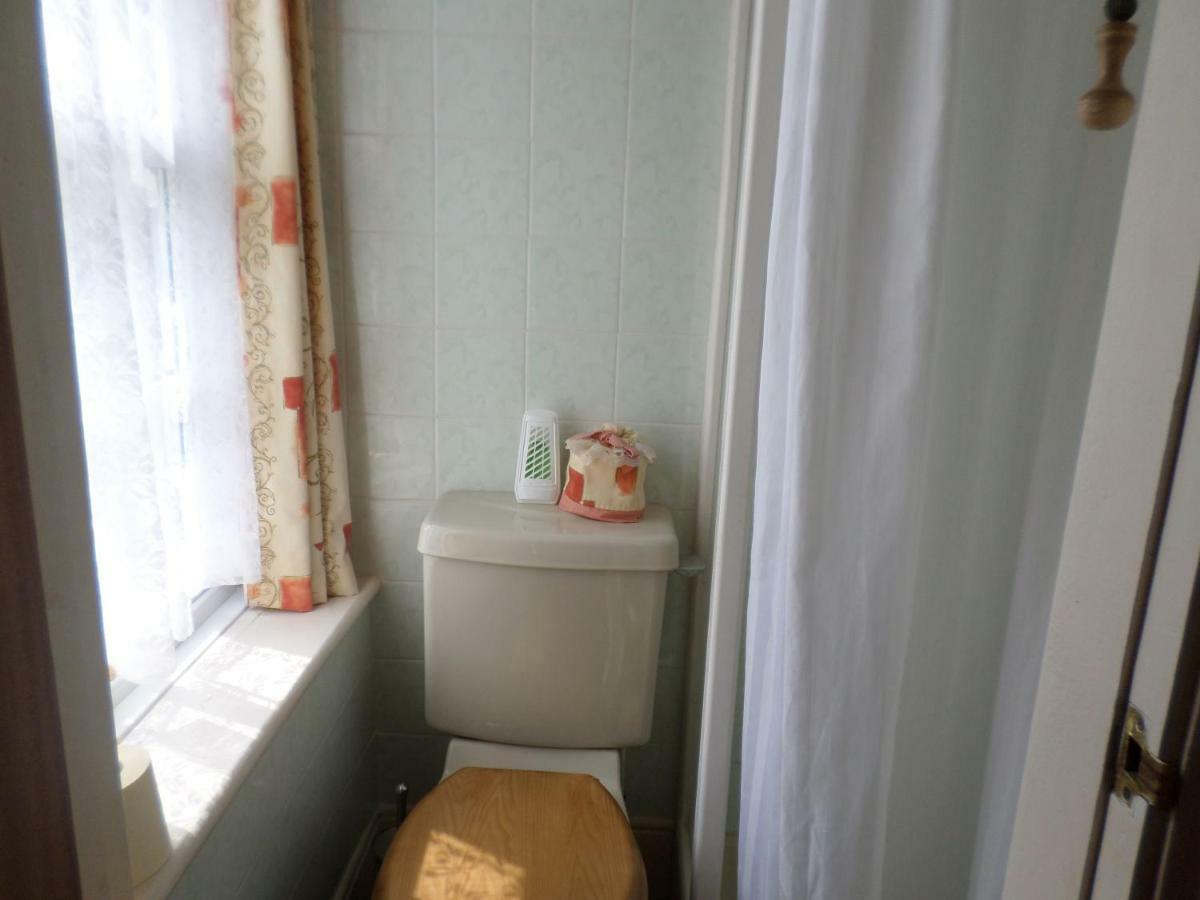 Hullerbank Bed and Breakfast Brampton  Exteriör bild