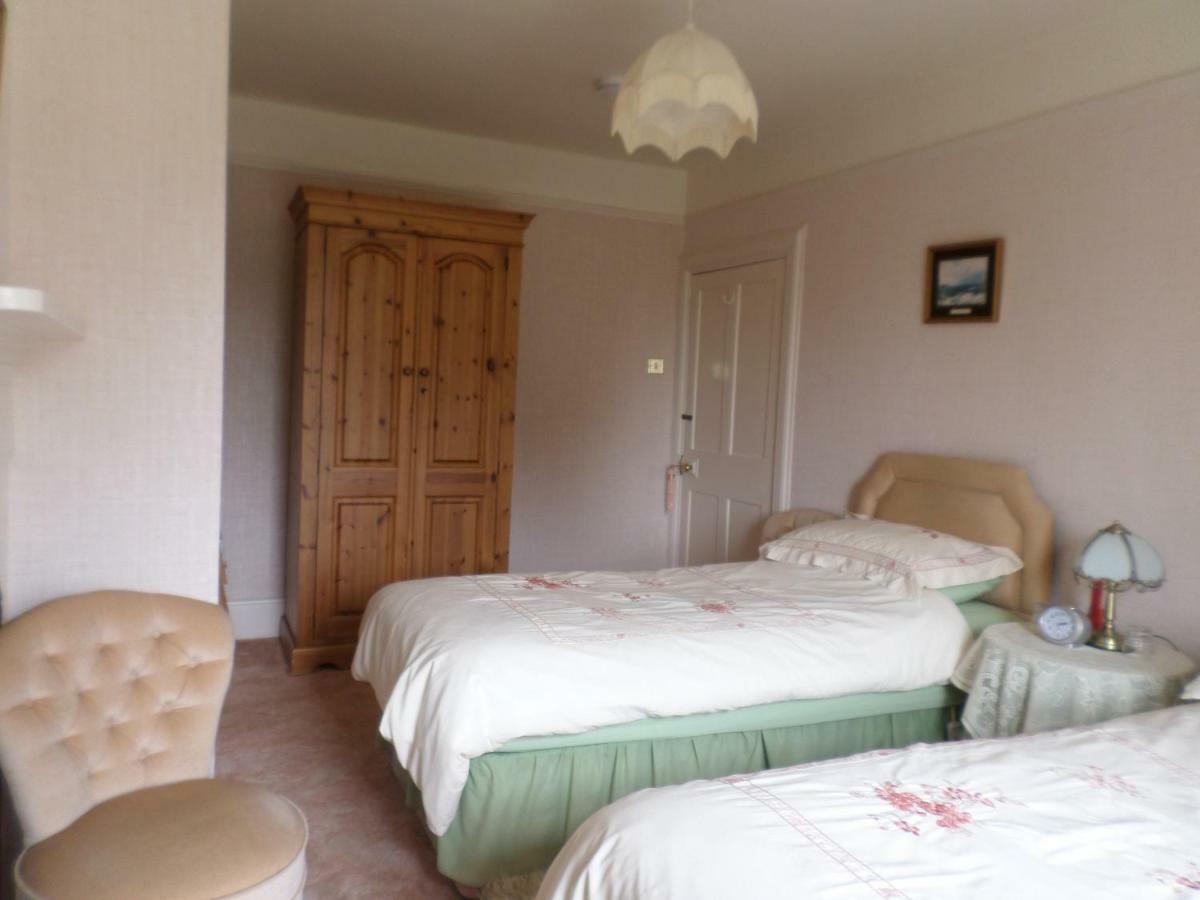 Hullerbank Bed and Breakfast Brampton  Exteriör bild