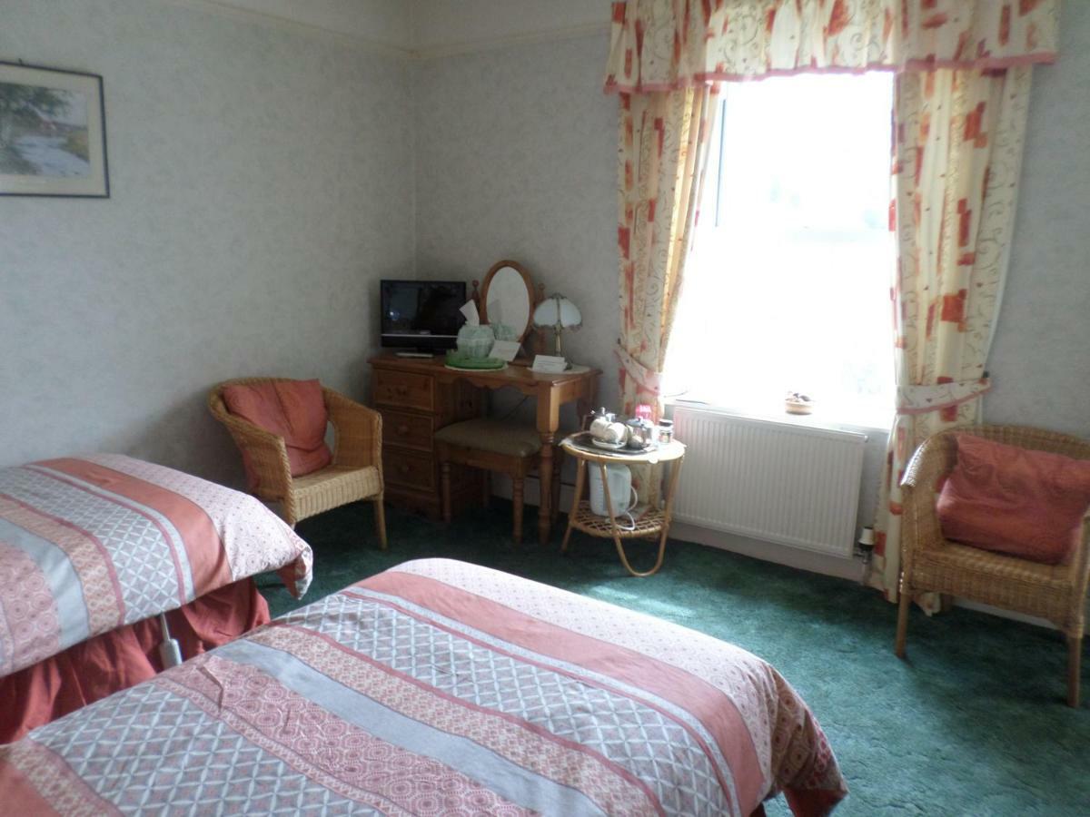 Hullerbank Bed and Breakfast Brampton  Exteriör bild